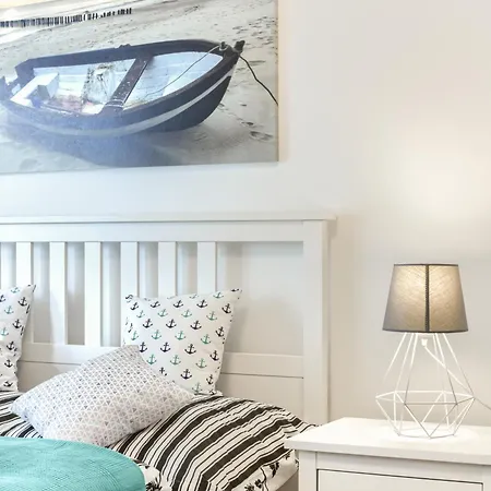 公寓 Przystan Bosmana-apartamenty Kasprowicza 科沃布热格